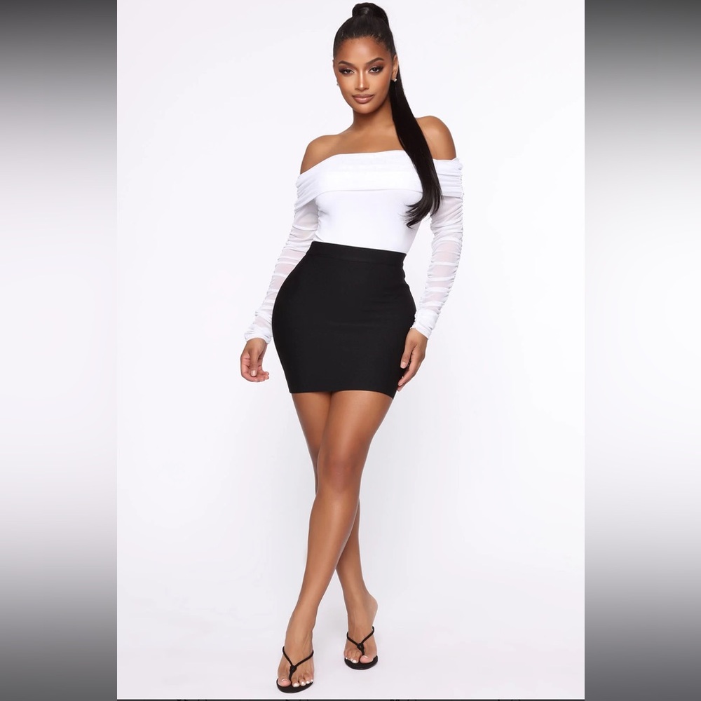 Fashion Nova Off Shoulder White Bodysuit - Small